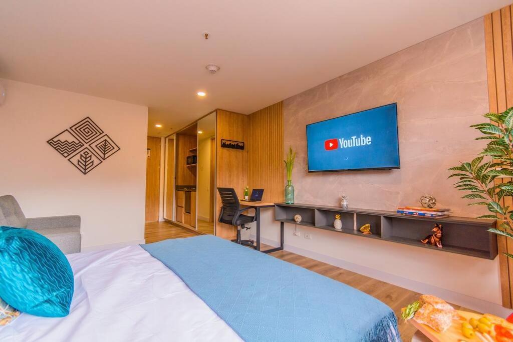 Luxury Suite In El Poblado Co-Work, Gym, Fast Wifi Medellin Bagian luar foto